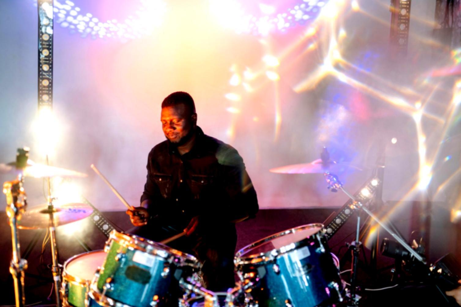 Початок роботи зі звуковим обладнанням в студії